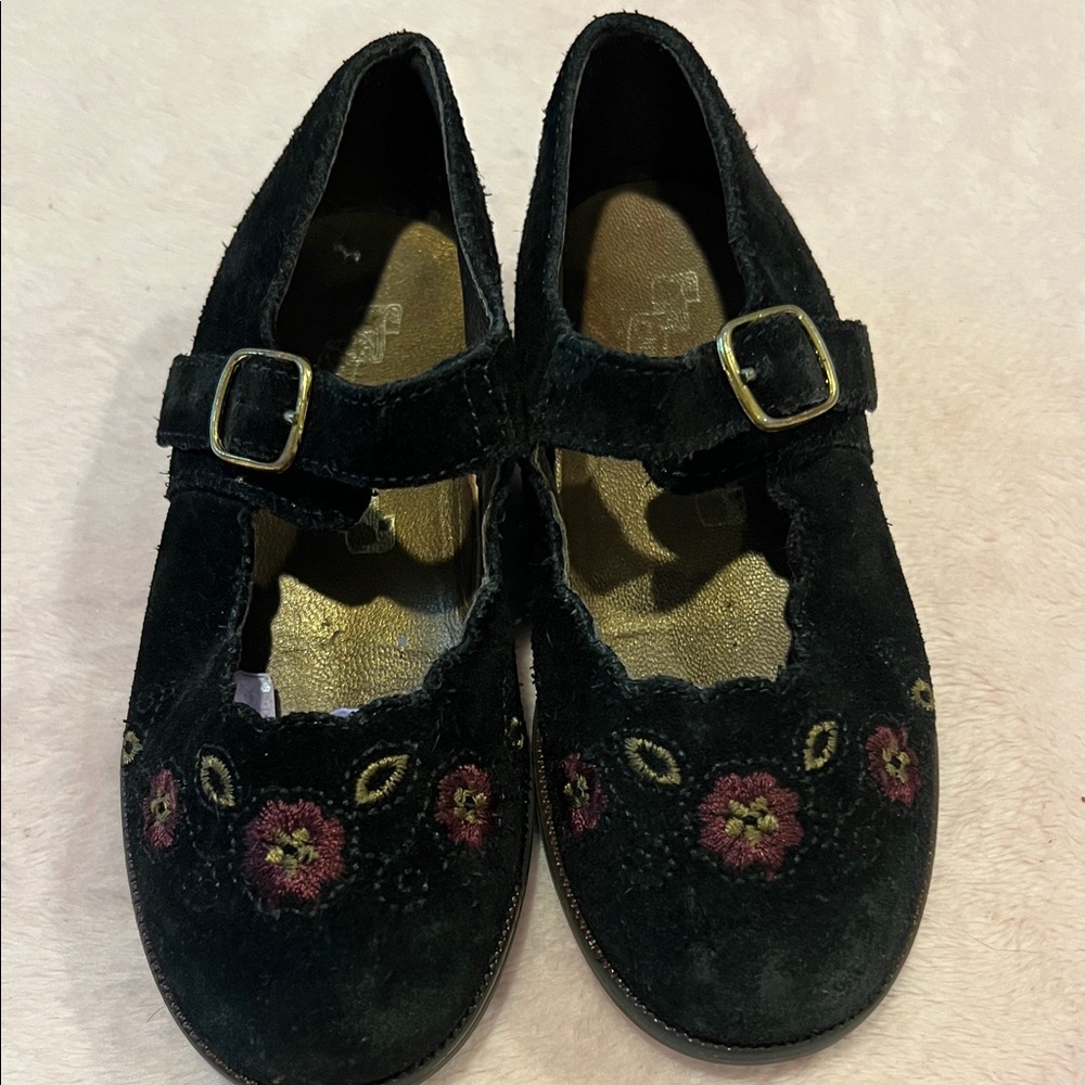 Girls Black Floral Embroidered Mary Jane Dress Shoes